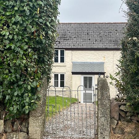 1 Carnebone Cottages Porkellis Exteriör bild