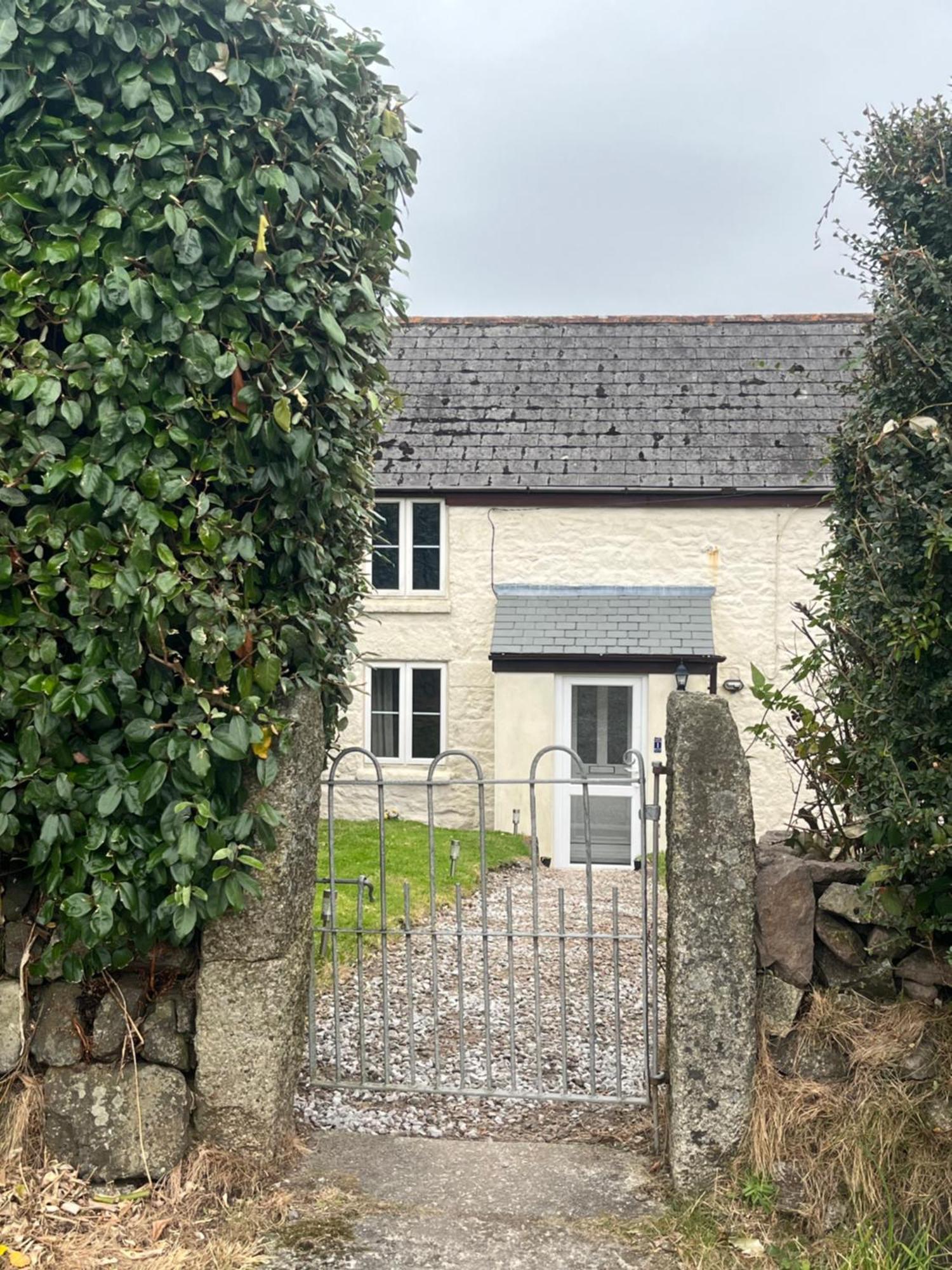 1 Carnebone Cottages Porkellis Exteriör bild